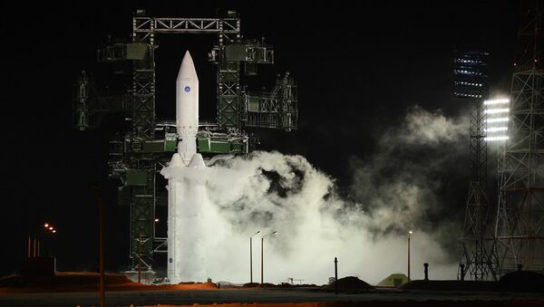 O primeiro lançamento do foguete da classe pesada Angará-A5 teve lugar em 24 de dezembro de 2014 - Sputnik Brasil