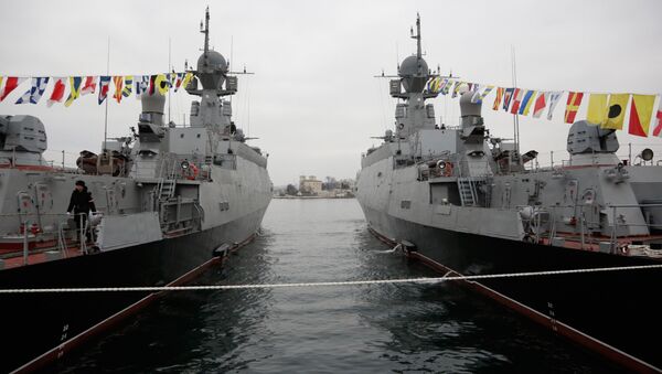 Flags raised at Russian Navy's new ships Zelyony Dol and Serpukhov - Sputnik Brasil