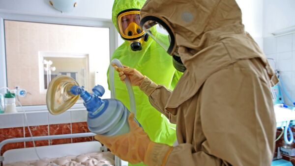 Médicos da região russa de Kaliningrado treinam ações em caso de detecção de pacientes com ebola - Sputnik Brasil