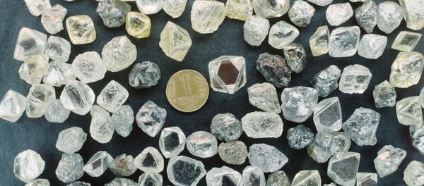 Diamantes extraidos no Extremo Oriente russo - Sputnik Brasil
