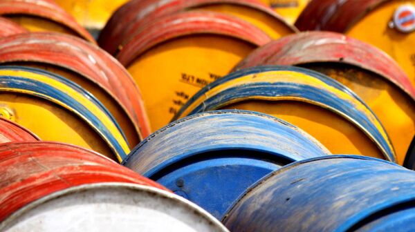 Barris de petróleo (imagem de referência) - Sputnik Brasil