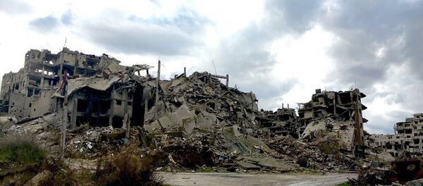 Ruínas na cidade síria de Homs - Sputnik Brasil
