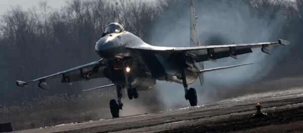 Caça polivalente russo Su-35S - Sputnik Brasil