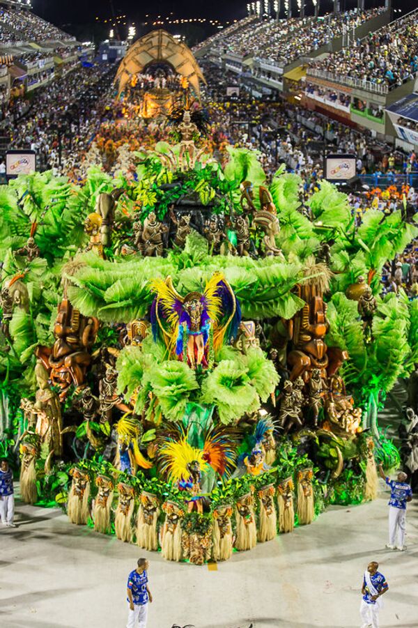 Desfile da Beija-Flor no Carnaval 2015 - Sputnik Brasil