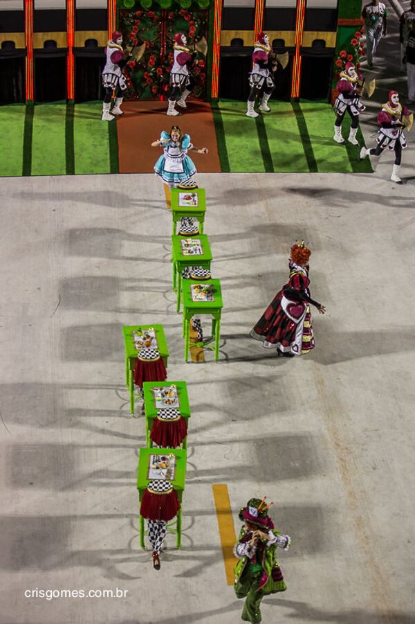 Desfile da Grande Rio no Carnaval 2015 - Sputnik Brasil