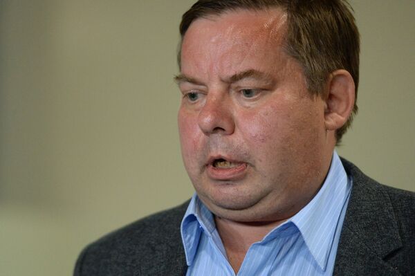 Ivan Molotkov durante uma coletiva de imprensa no aeroporto de Domodedovo, em Moscou, após evacuação da misão diplomática russa na Líbia (foto de arquivo) - Sputnik Brasil