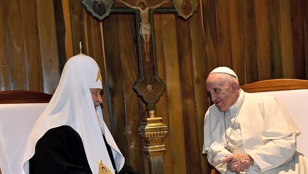 O Patriarca Kirill e o Papa Francisco durante encontro em Havana - Sputnik Brasil