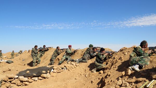 Soldados sírios nos arredores de Raqqa, Síria - Sputnik Brasil