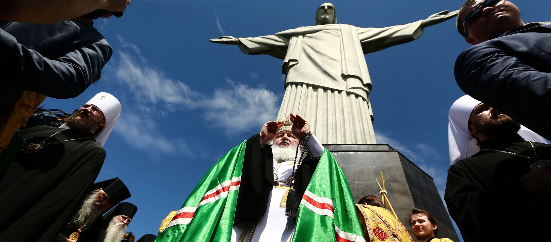 O líder da Igreja Ortodoxa Russa, Kirill, Patriarca de Moscou e de toda a Rússia, é recebido pelo Arcebispo do Rio de Janeiro, Dom Orani Tempesta - Sputnik Brasil, 1920, 20.02.2016