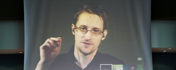 Ex-agente da NSA Edward Snowden - Sputnik Brasil