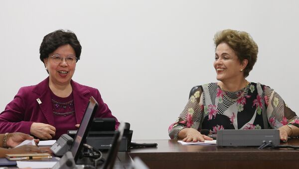 Margaret Chan, diretora da Organização Mundial da Saúde (OMS) com a Presidenta Dilma Rousseff em Brasília. - Sputnik Brasil