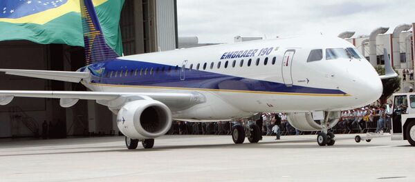 Jato comercial E190 da Embraer - Sputnik Brasil