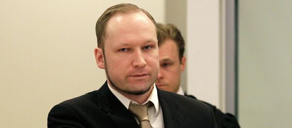 Terrorista Anders Breivik no tribunal de Oslo - Sputnik Brasil