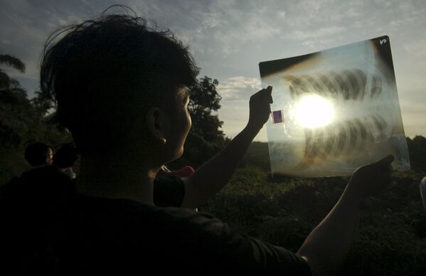 Primeiro eclipse solar de 2016 - Sputnik Brasil