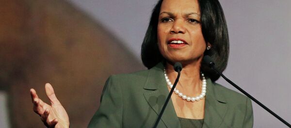 A ex-secretária de Estado dos EUA, Condoleezza Rice, declarou que os cidadãos da Ucrânia devem reclamar menos e tomar mais a responsabilidade pra si, “ajudando aqueles que tem menos”. - Sputnik Brasil