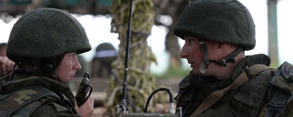 Soldados russos durante exercícios militares. Foto de arquivo - Sputnik Brasil