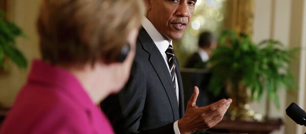 Barack Obama discursa na Casa Branca em companhia de Angela Merkel, 9 de fevereiro de 2015 - Sputnik Brasil