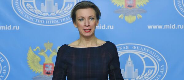 Representante oficial do Ministério das Relações Exteriores russo, Maria Zakharova, durante a entrevista coletiva semanal, Moscou, Rússia, 17 de março de 2016 Representante oficial do Ministério das Relações Exteriores russo, Maria Zakharova, durante a entrevista coletiva semanal, Moscou, Rússia, 17 de março de 2016 - Sputnik Brasil