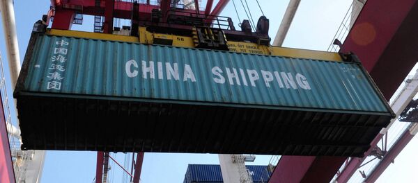 Porto de Qingdao, na província chinesa de Shandong - Sputnik Brasil