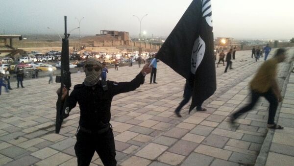 Militante do Daesh em Mosul, Iraque - Sputnik Brasil