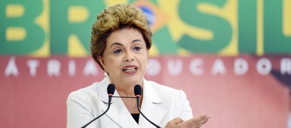 Presidenta do Brasil, Dilma Rousseff, no lançamento da terceira fase do programa Minha Casa, Minha Vida Presidenta do Brasil, Dilma Rousseff, no lançamento da terceira fase do programa Minha Casa, Minha Vida - Sputnik Brasil