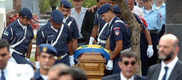 Funeral do prefeito de Santo André Celso Daniel, 21 de janeiro de 2002 - Sputnik Brasil