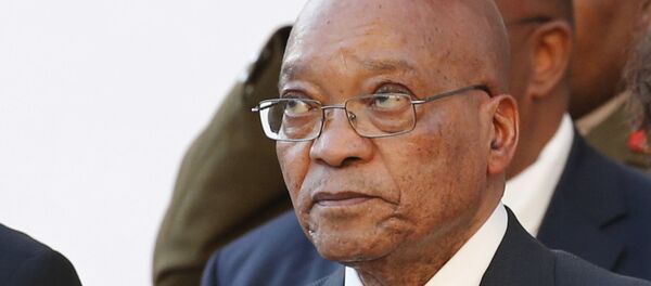 O presidente da África do Sul, Jacob Zuma, em 31 de março de 2016, durante a sessão do Tribunal Constitucional O presidente da África do Sul, Jacob Zuma, em 31 de março de 2016, durante a sessão do Tribunal Constitucional - Sputnik Brasil