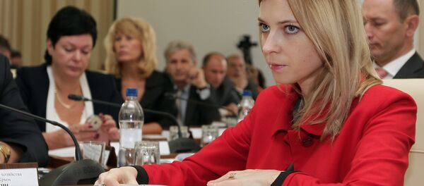 Poklonskaya numa reunião do Conselho de Ministros - Sputnik Brasil