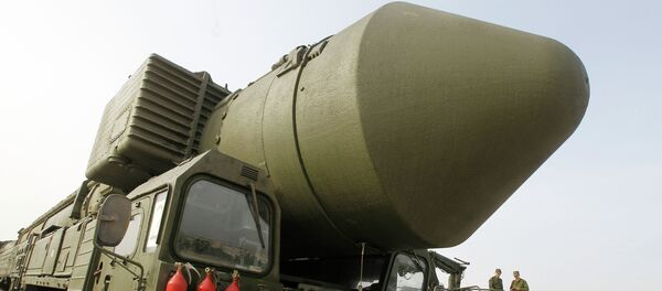 Sistema de míssil Topol M Sistema de míssil Topol M - Sputnik Brasil