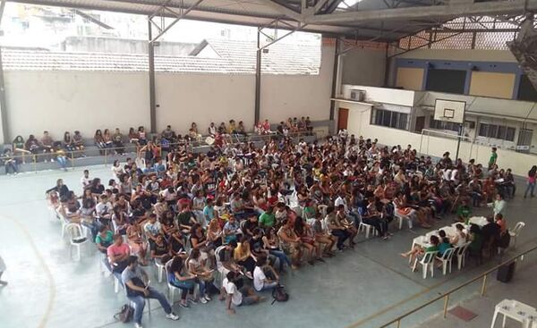 Escola ocupada por estudantes no Rio de Janeiro - Sputnik Brasil