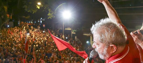 Ato pela democracia em São Bernardo do Campo - Sputnik Brasil