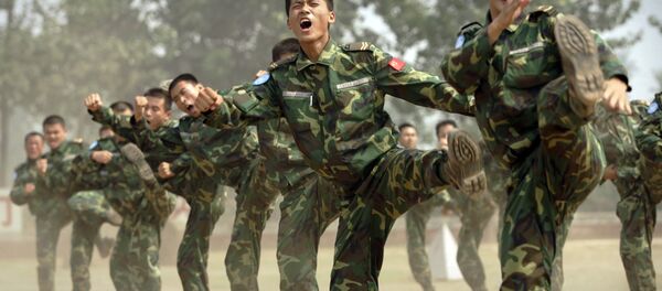 Soldados do Exército de Libertação Popular da China - Sputnik Brasil
