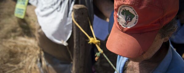 Movimento dos Sem Terra (MST) - Sputnik Brasil