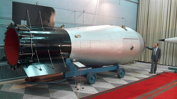 A bomba termonuclear é exibida no museu de armas nucleares no Centro Russo Nuclear Federal na região de Nizhny Novgorod - Sputnik Brasil