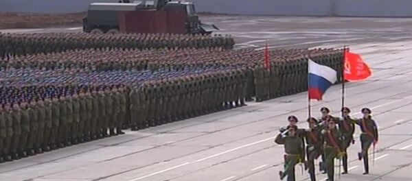 Russia: See massive training drills for 2016 Victory Day Parade - Sputnik Brasil