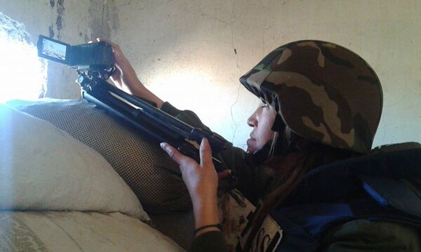 Aurora Isa, correspondente de guerra síria  - Sputnik Brasil