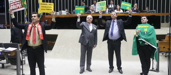 Sessão especial para discussão e votação do parecer do dep. Jovair Arantes (PTB-GO) sobre a abertura do processo de impeachment da presidenta da República, Dilma Rousseff - Sputnik Brasil