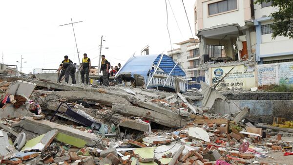 Consequências do terremoto no Equador - Sputnik Brasil