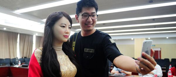 Uma mulher-robô chamada Jia-Jia Uma mulher-robô chamada Jia-Jia - Sputnik Brasil