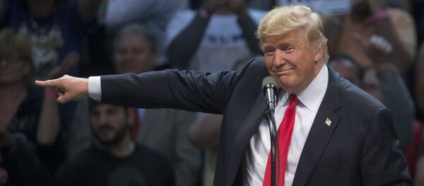 Donald Trump discursa em Buffalo, Nova Iorque, durante as primárias - Sputnik Brasil