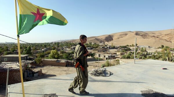 Militante do PKK no norte do Iraque - Sputnik Brasil