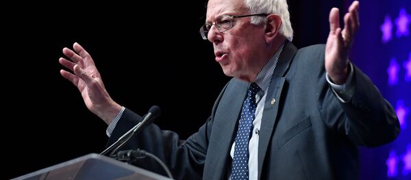 Bernie Sanders - Sputnik Brasil