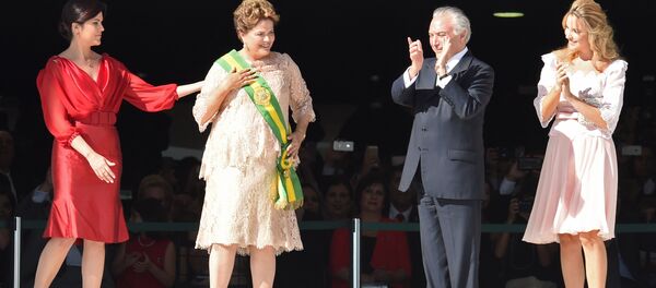 Marcela Temer (extrema direita) na cerimônia de posse da presidenta do Brasil, Dilma Rousseff - Sputnik Brasil