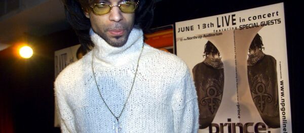 Prince (1958-2016) - Sputnik Brasil