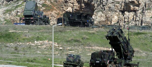 Sistemas de mísseis alemãos Patriot instalados em Kahramanmaras, Turquia, março de 2014 - Sputnik Brasil