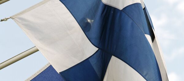 Bandeira da UE e Finlândia Bandeira da UE e Finlândia - Sputnik Brasil