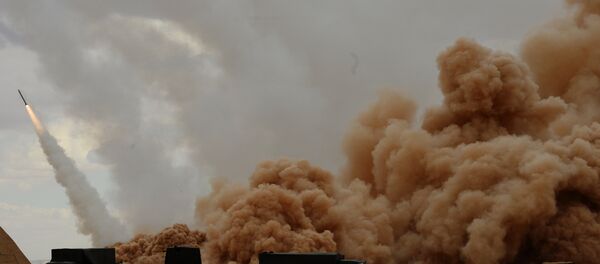 Sistemas de artilharia Uragan do Exército sírio perto de Palmira, Síria, março de 2016 - Sputnik Brasil