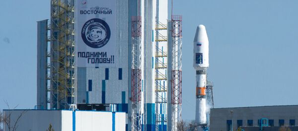 Nave Soyuz-2.1a, com satélites russos Lomonosov, Aist-2D e SamSat-216 na base de lançamento do cosmódromo de Vostochny - Sputnik Brasil