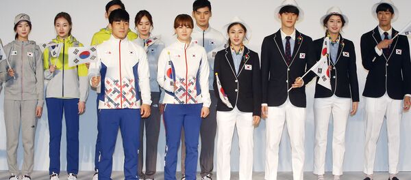 Uniformes da delegação sul-coreana para os Jogos Olímpicos do Rio - Sputnik Brasil