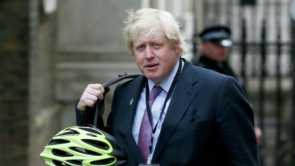 Boris Johnson arrives at 10 Downing Street as Britain's re-elected Prime Minister David Cameron names his new cabinet, in central London, Britain, May 11, 2015. - Sputnik Brasil
